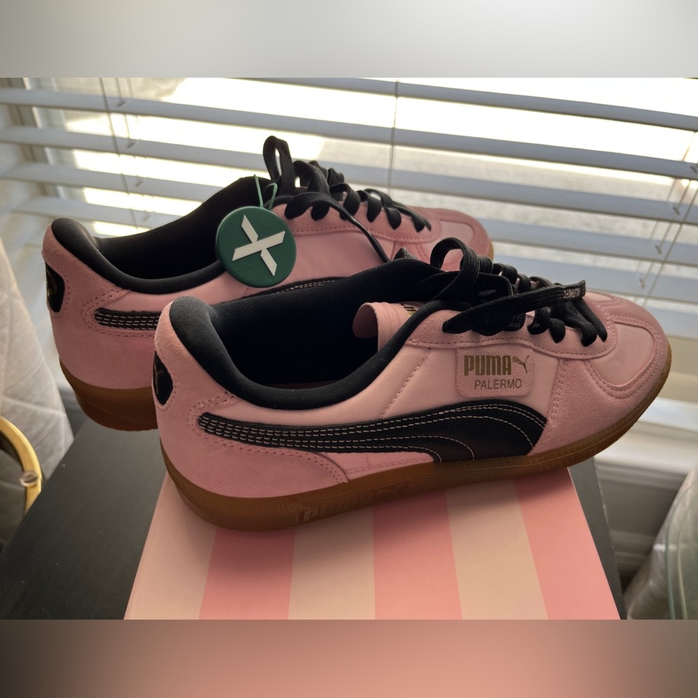 Puma Palermo Pink Sneakers womens 9.5 / mens 8 BRAND NEW IN BOX